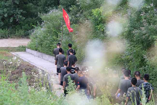 高中生孩子厌学家长怎么办