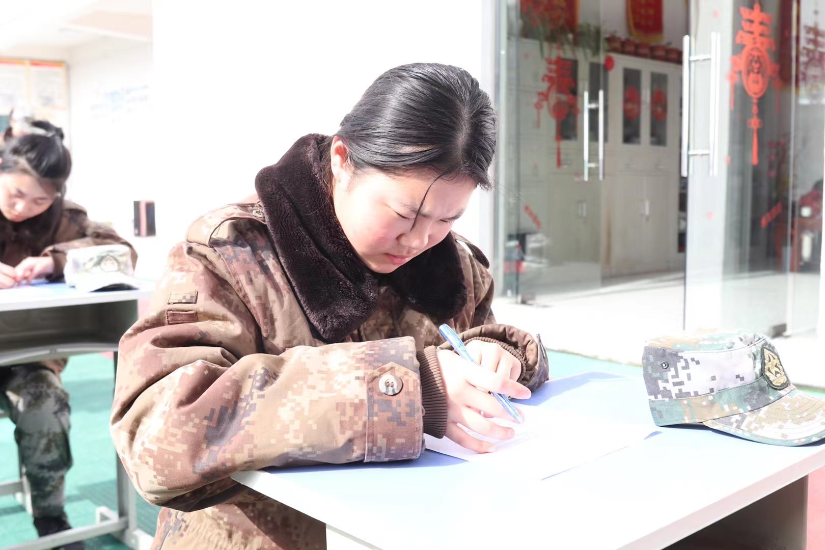 高中生谈恋爱怎么办 南阳叛逆孩子教育学校